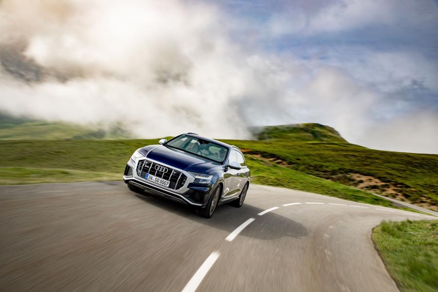  Audi SQ8 TDI 2019 года  (WW) (фото 31 из 79)